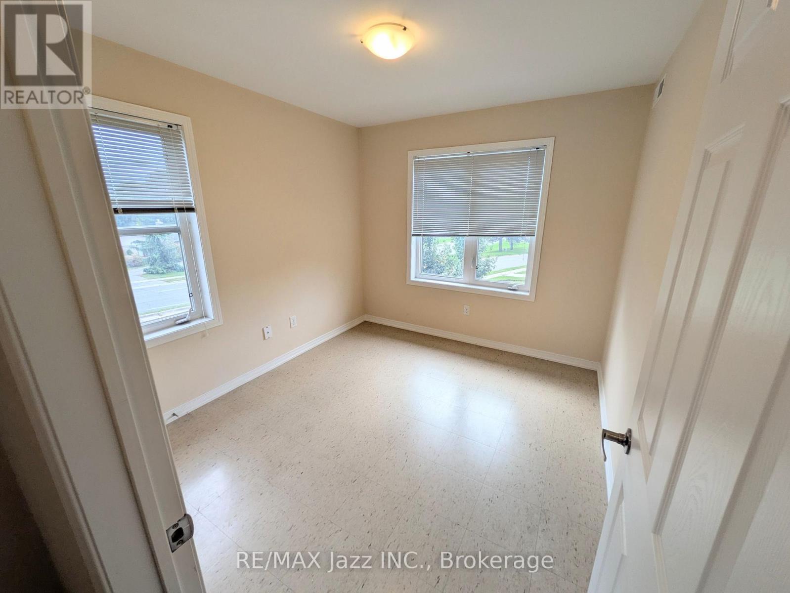 203 - 760 King Street E, Oshawa, Ontario  L1H 1G9 - Photo 9 - E14087470