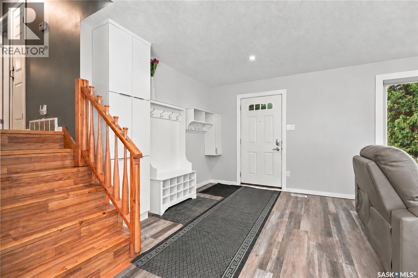 538 Highlands Terrace, Saskatoon, Saskatchewan  S7H 4Y6 - Photo 3 - SK051172