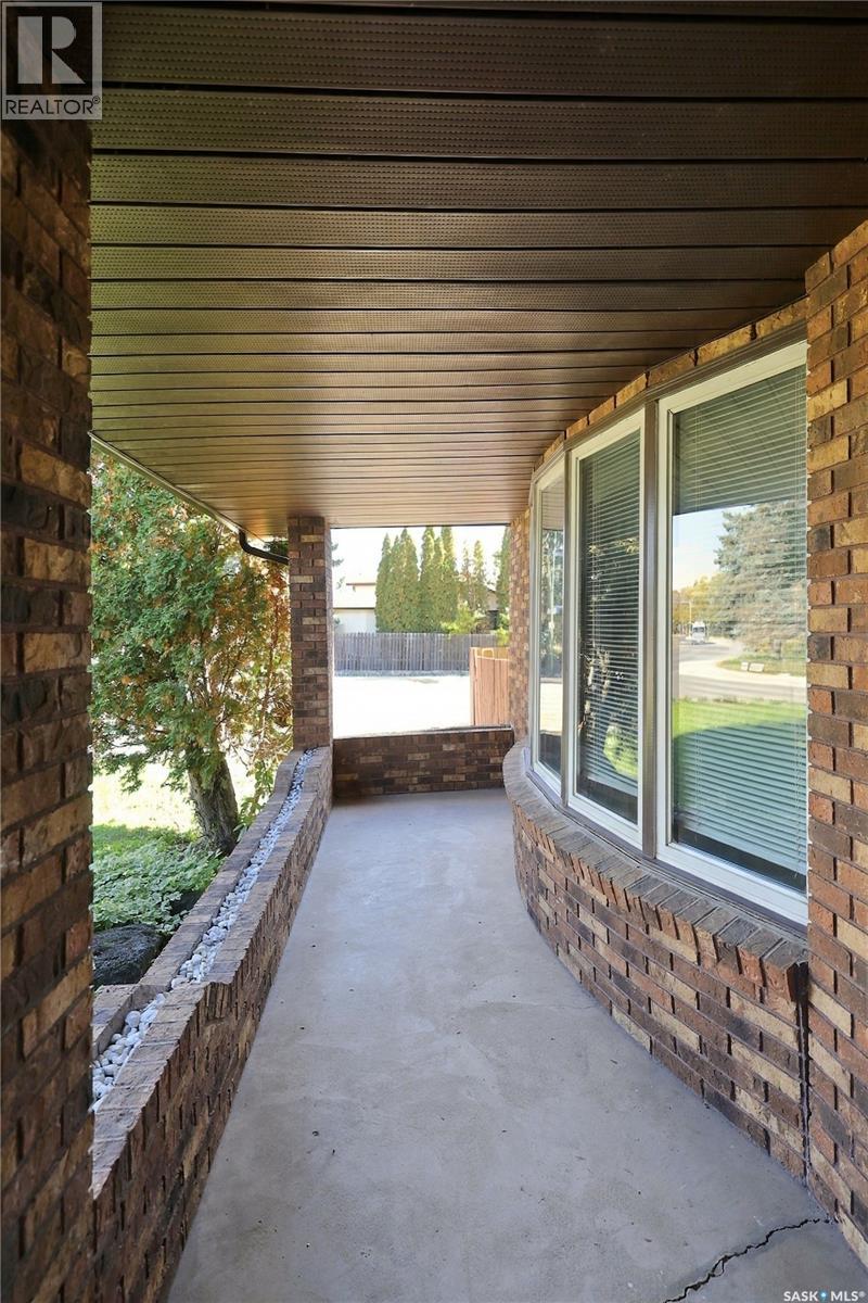 2054 Braun Bay E, Regina, Saskatchewan  S4V 0L5 - Photo 5 - SK050863
