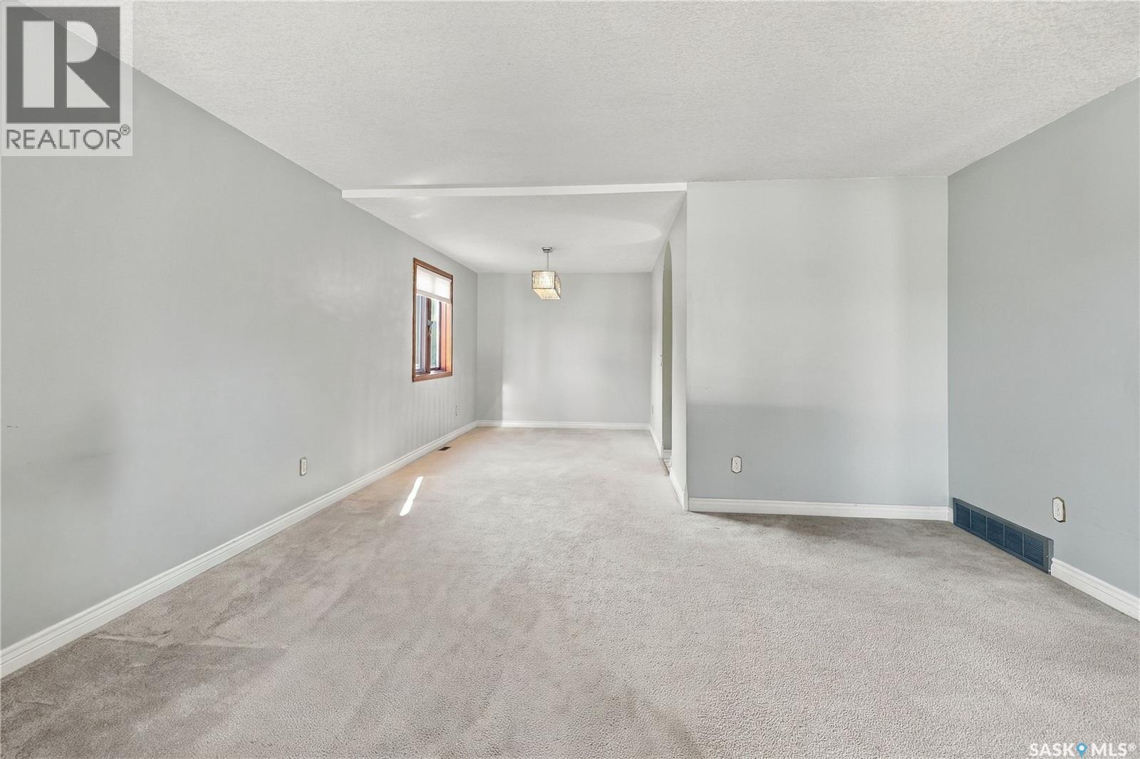 2054 Braun Bay E, Regina, Saskatchewan  S4V 0L5 - Photo 9 - SK050863
