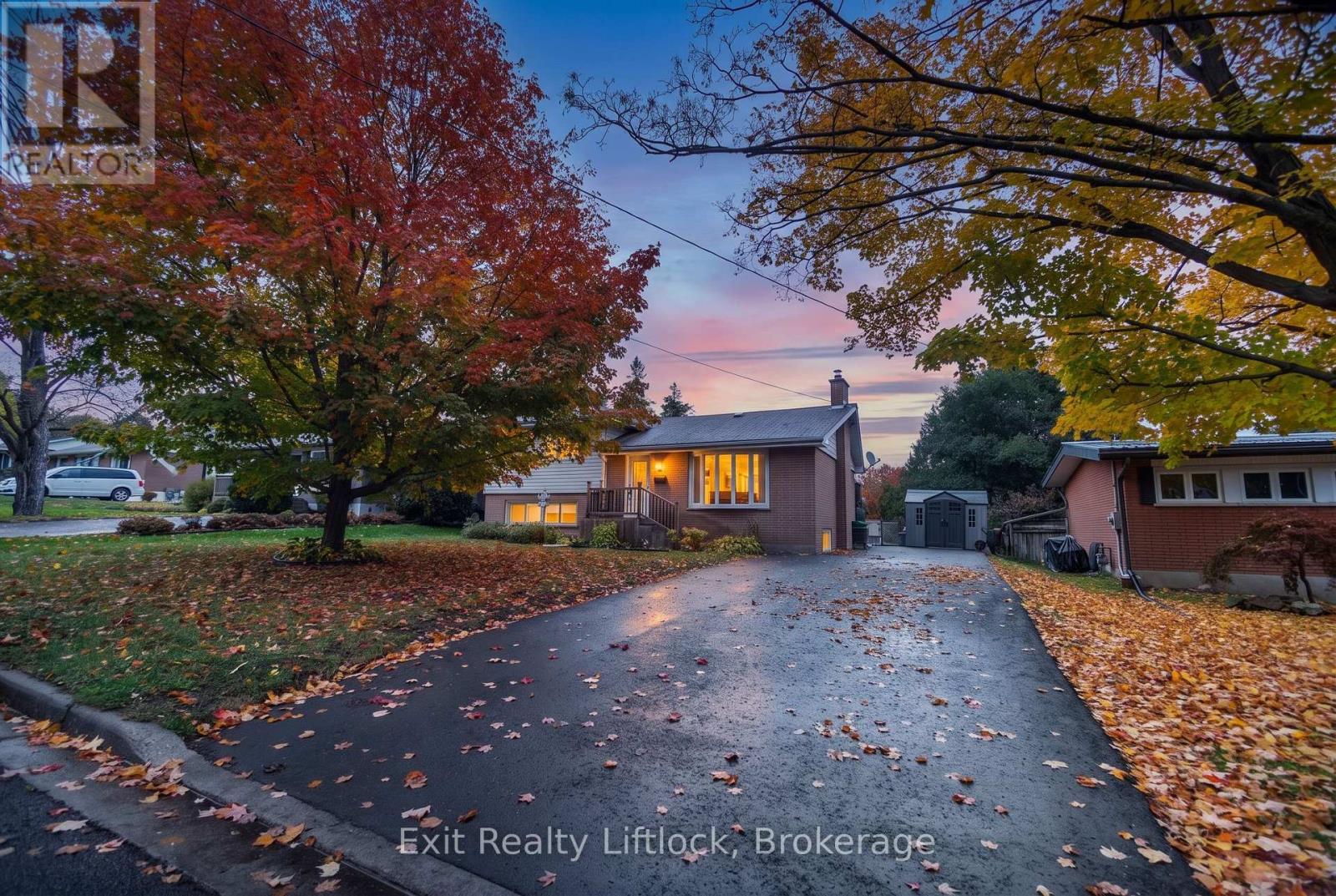 26 Beechwood Drive, Peterborough, Ontario  K9J 1M4 - Photo 2 - X14087250