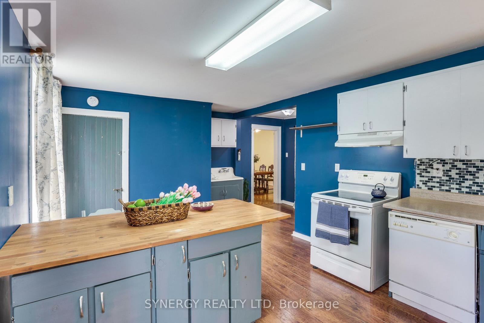 210 Albert Street, Strathroy-Caradoc, Ontario  N7G 1W1 - Photo 13 - X14087326