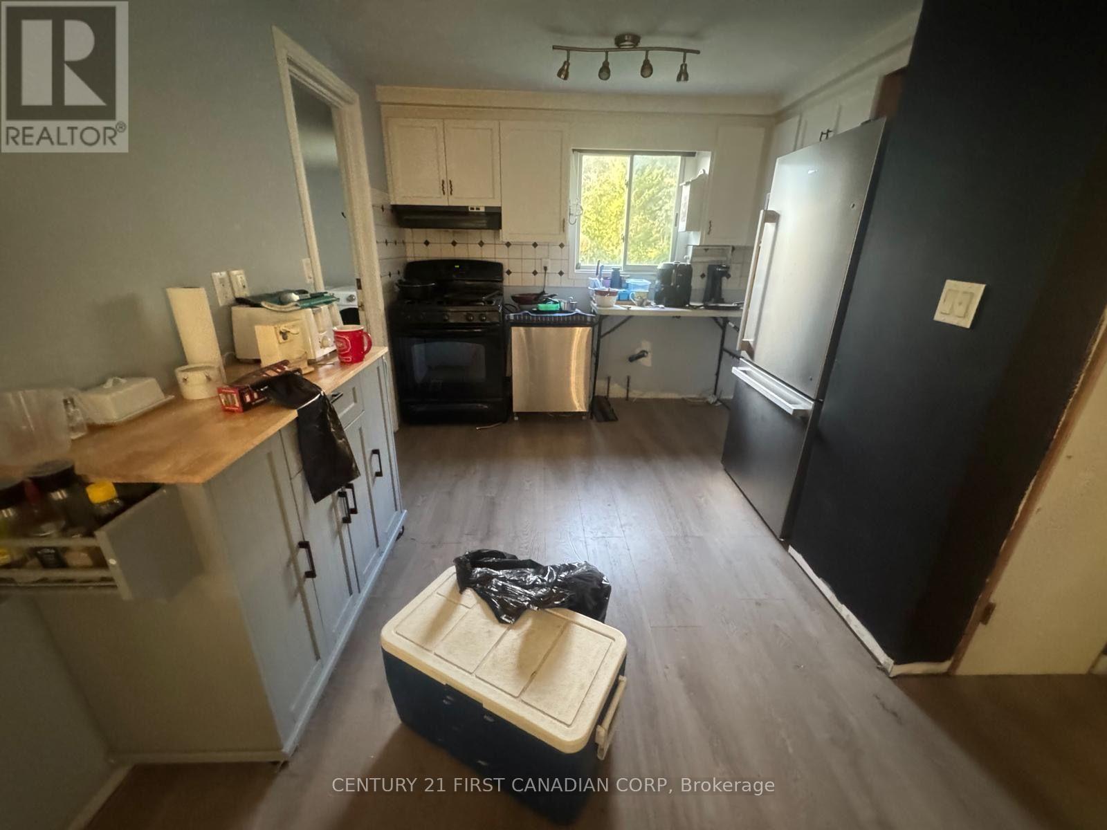 307 Selbourne Drive, Central Elgin, Ontario  N5L 1B1 - Photo 9 - X14087336
