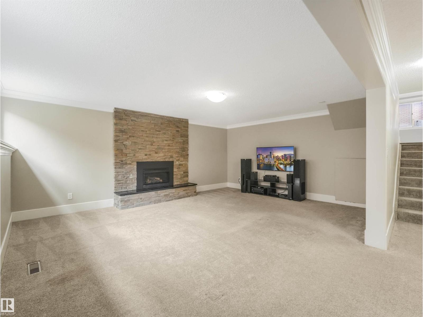 5708 144 ST NW