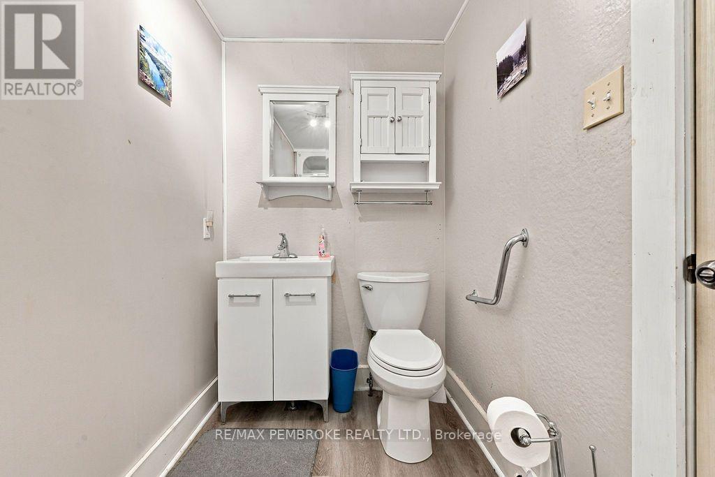 40513 17 Highway, Head, Ontario  K0J 2K0 - Photo 19 - X14087480