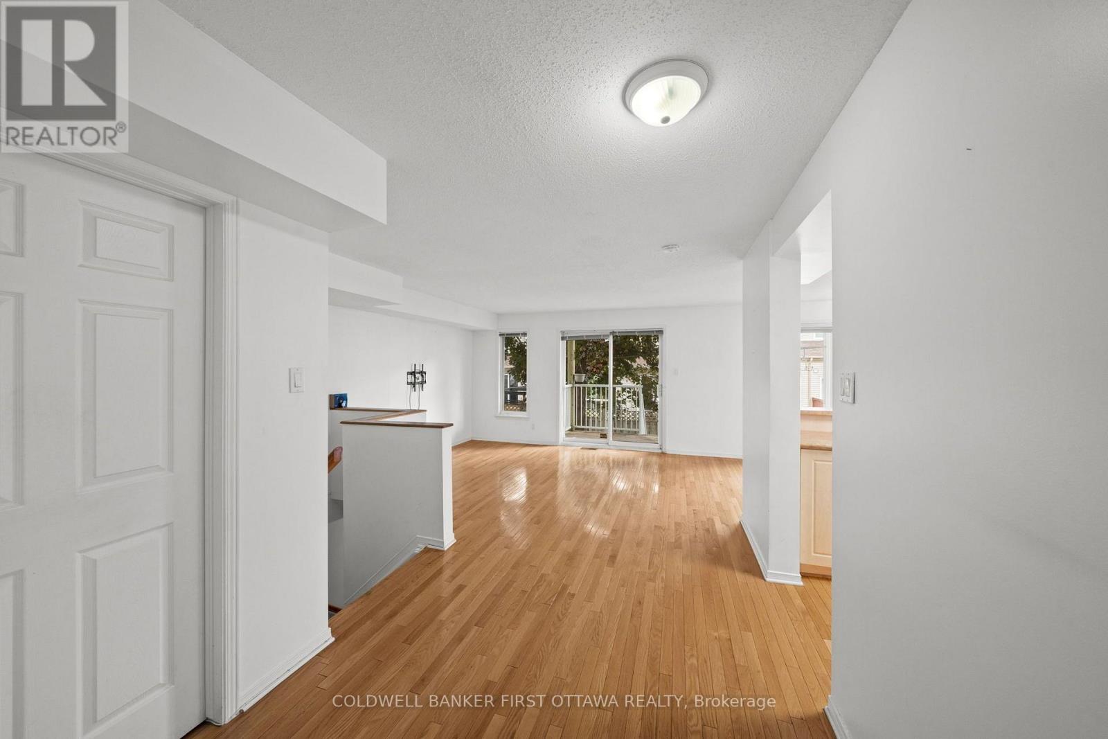 4478 Harper Avenue, Ottawa, Ontario  K1J 1E1 - Photo 8 - X14087468