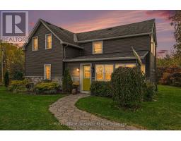 27 COBUS ROAD, Renfrew, Ontario