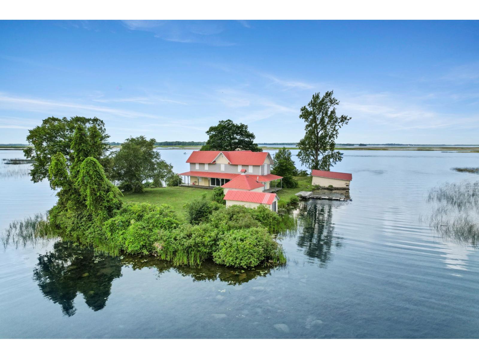 200 Île Fraser Dundee Quebec Canada J0S1L0