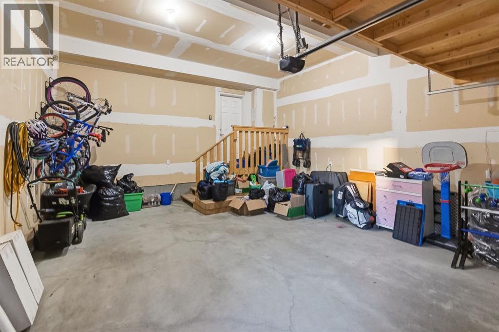 411 Hillcrest Circle Sw, Airdrie, Alberta  T4B 4B2 - Photo 40 - A2352664