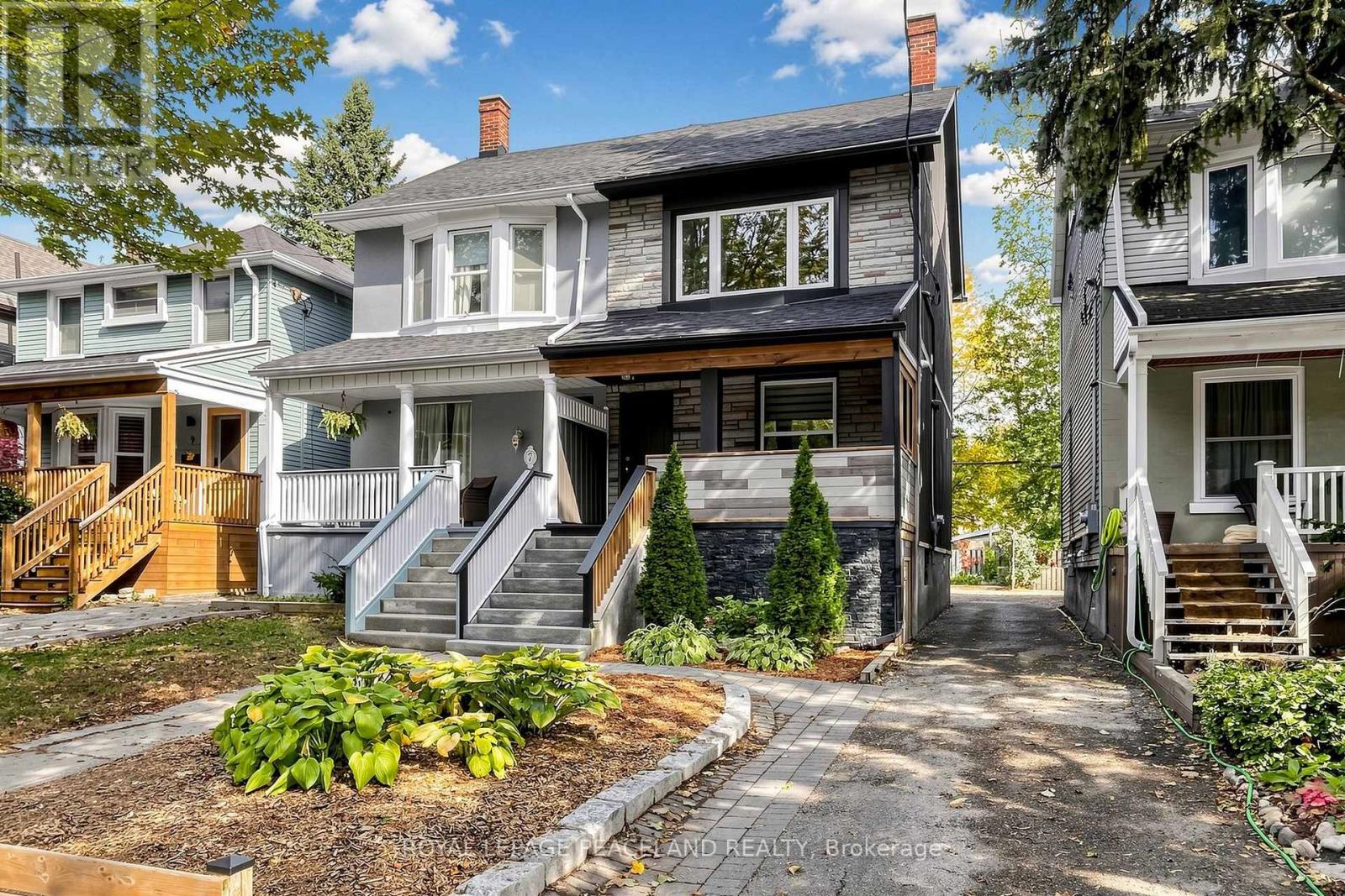 5 Herbert Avenue, Toronto, Ontario  M4L 3P8 - Photo 3 - E14087082