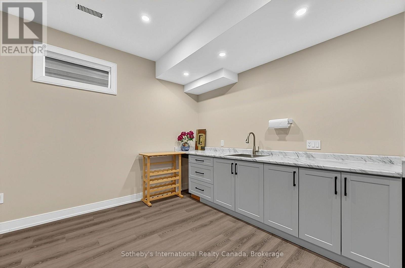 9417 91 County Road, Clearview, Ontario  L0M 1H0 - Photo 37 - S14087392