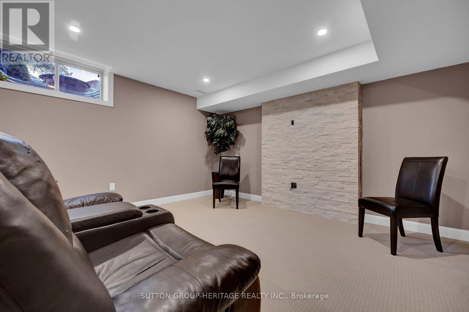 25 Charterhouse Drive, Whitby, Ontario  L1R 3R8 - Photo 34 - E14087390