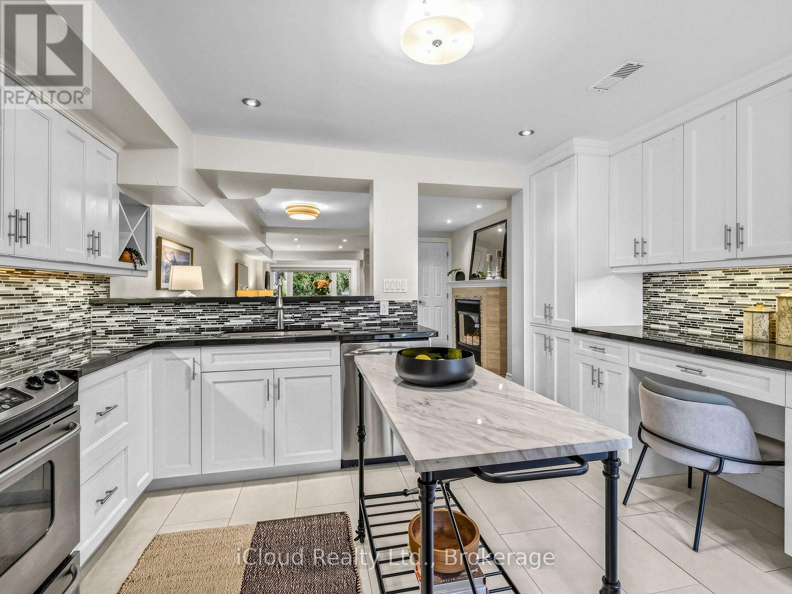 54 Arundel Avenue, Toronto, Ontario  M4K 3A4 - Photo 23 - E14087492