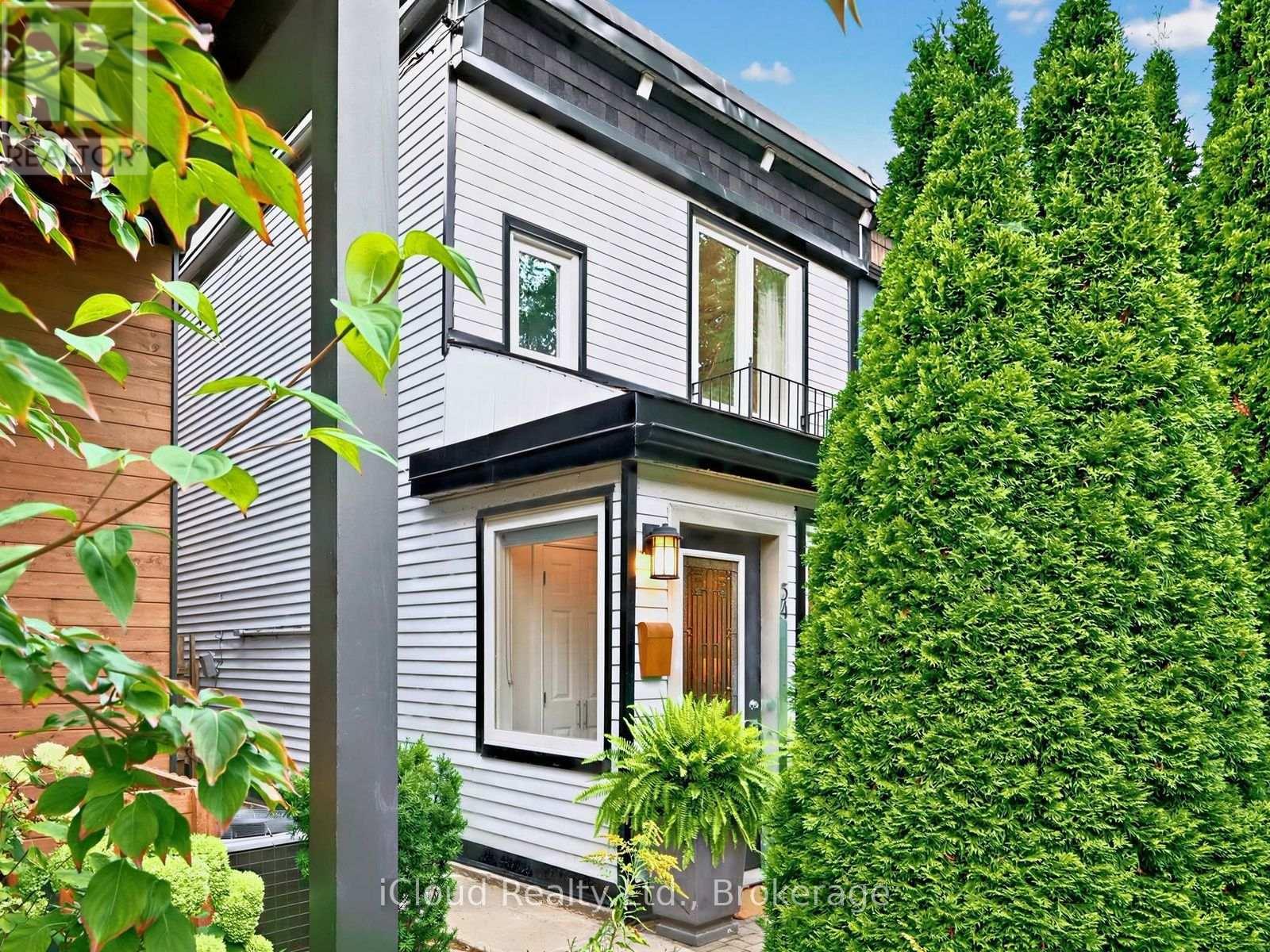 54 Arundel Avenue, Toronto, Ontario  M4K 3A4 - Photo 3 - E14087492