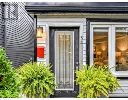54 ARUNDEL AVENUE, Toronto, Ontario