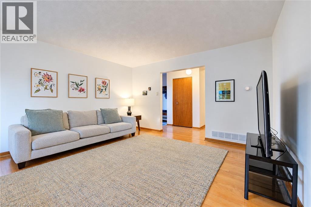 115 Chopin Drive, Kitchener, Ontario  N2M 2G3 - Photo 6 - 40865568