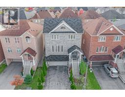 211 RAY SNOW BOULEVARD, Newmarket, Ontario