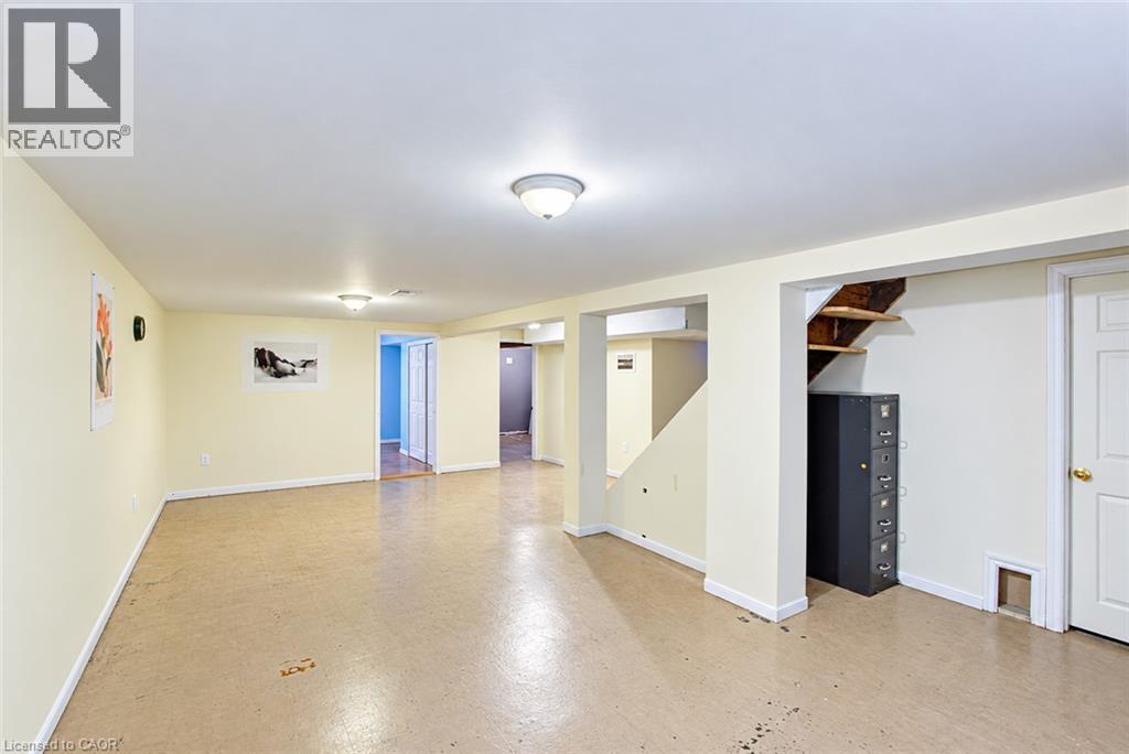 15 Dumbarton Street, Guelph, Ontario  N1E 3T4 - Photo 19 - 40870987