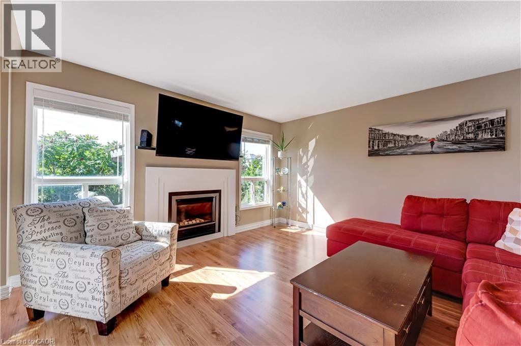 320 Brandenburg Place, Waterloo, Ontario  N2T 2Z1 - Photo 7 - 40871694