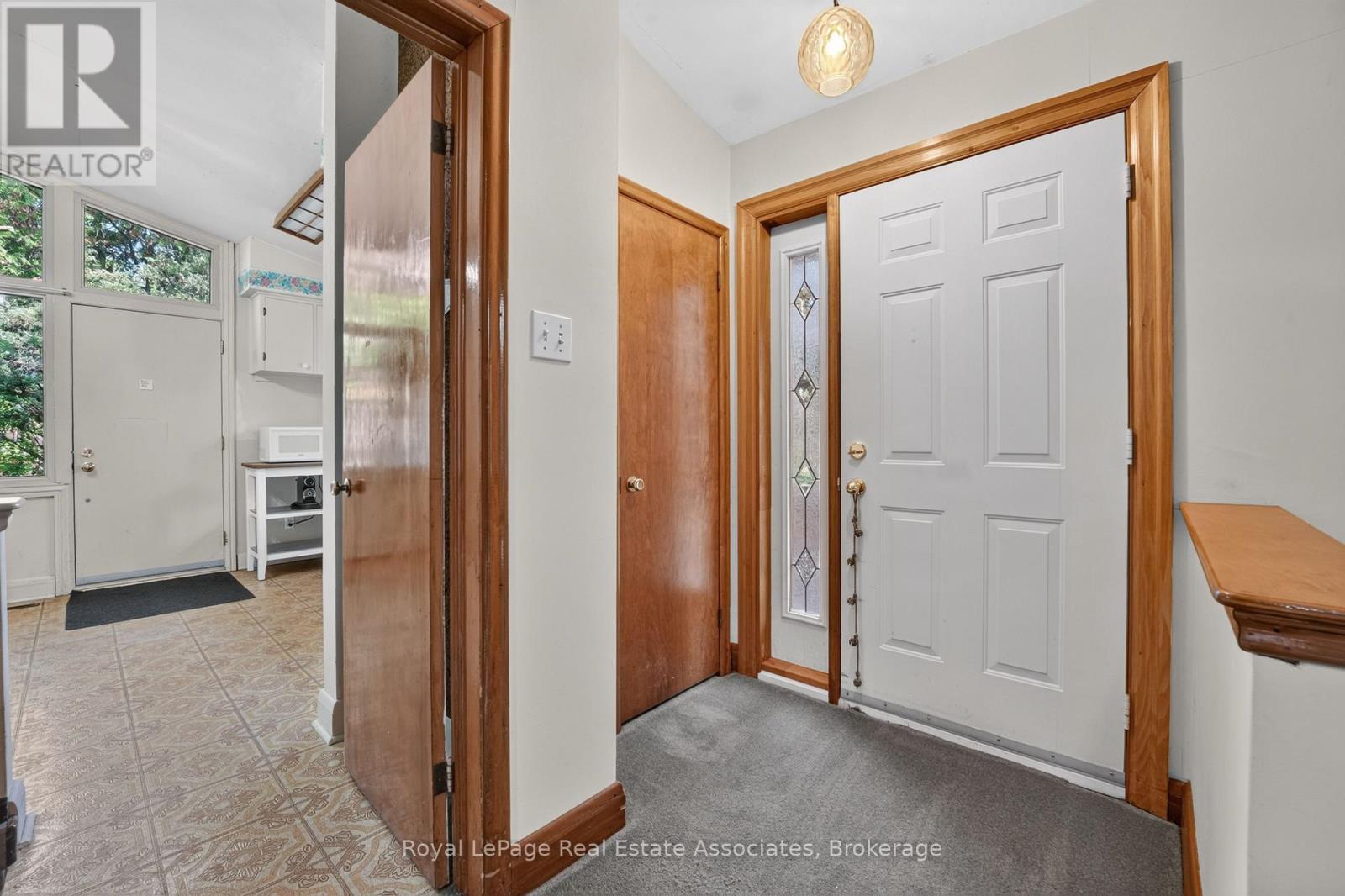 1340 Mountain Grove Avenue, Burlington, Ontario  L7P 2H2 - Photo 11 - W14087246