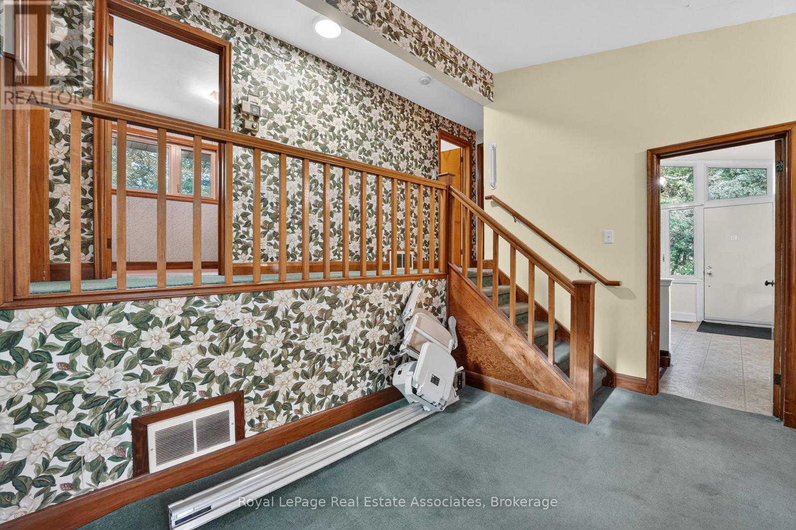 1340 Mountain Grove Avenue, Burlington, Ontario  L7P 2H2 - Photo 16 - W14087246