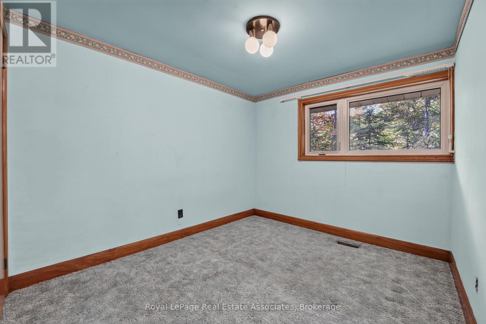 1340 Mountain Grove Avenue, Burlington, Ontario  L7P 2H2 - Photo 20 - W14087246