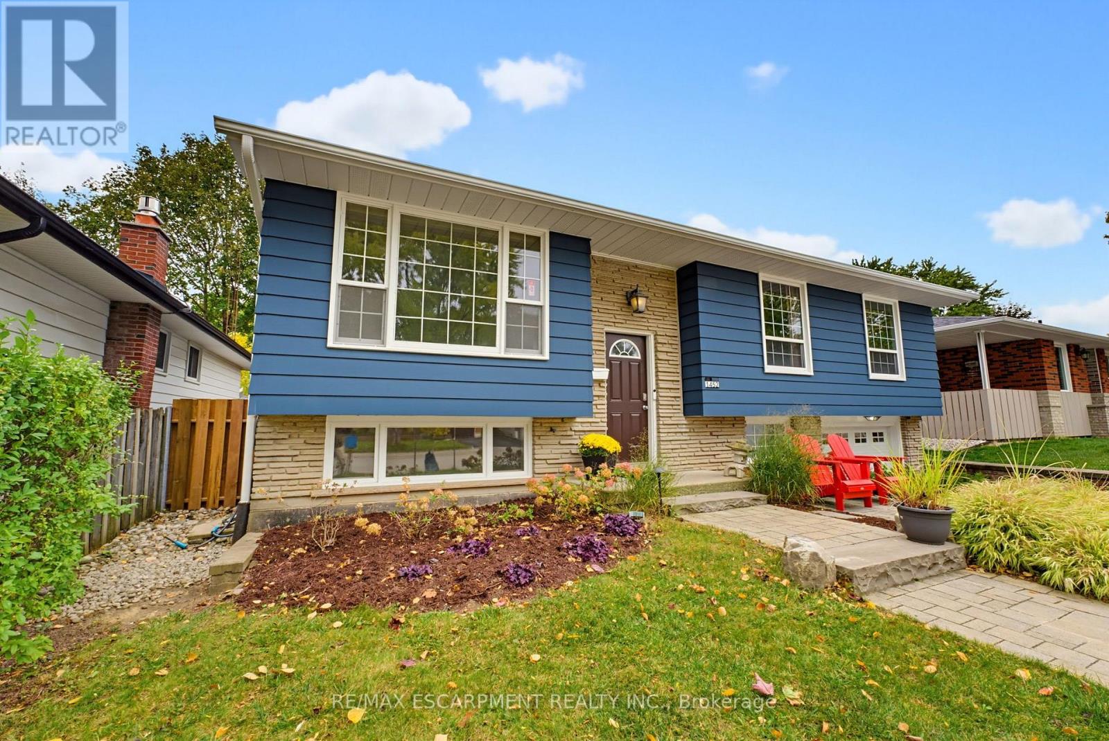 1452 Jefferson Road, Burlington, Ontario  L7P 2C6 - Photo 3 - W14087280