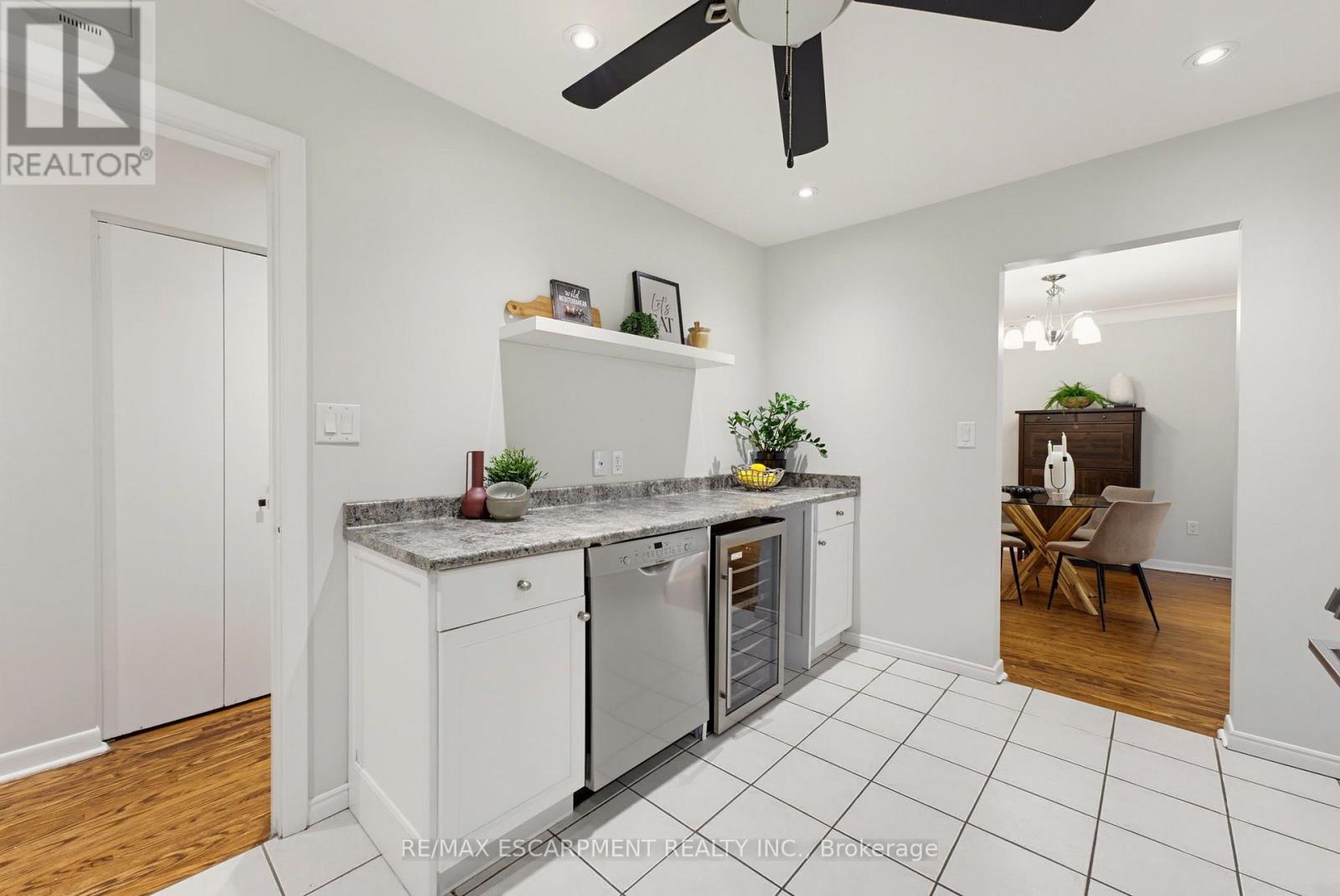 1452 Jefferson Road, Burlington, Ontario  L7P 2C6 - Photo 9 - W14087280