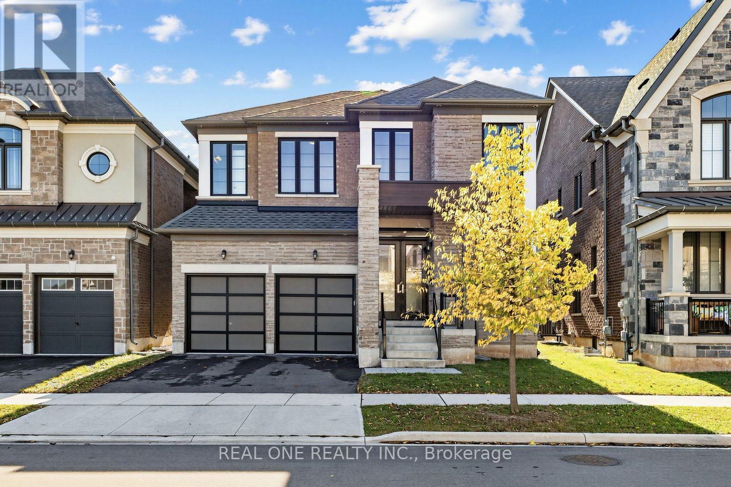 1382 QUEENS PLATE ROAD, Oakville, Ontario