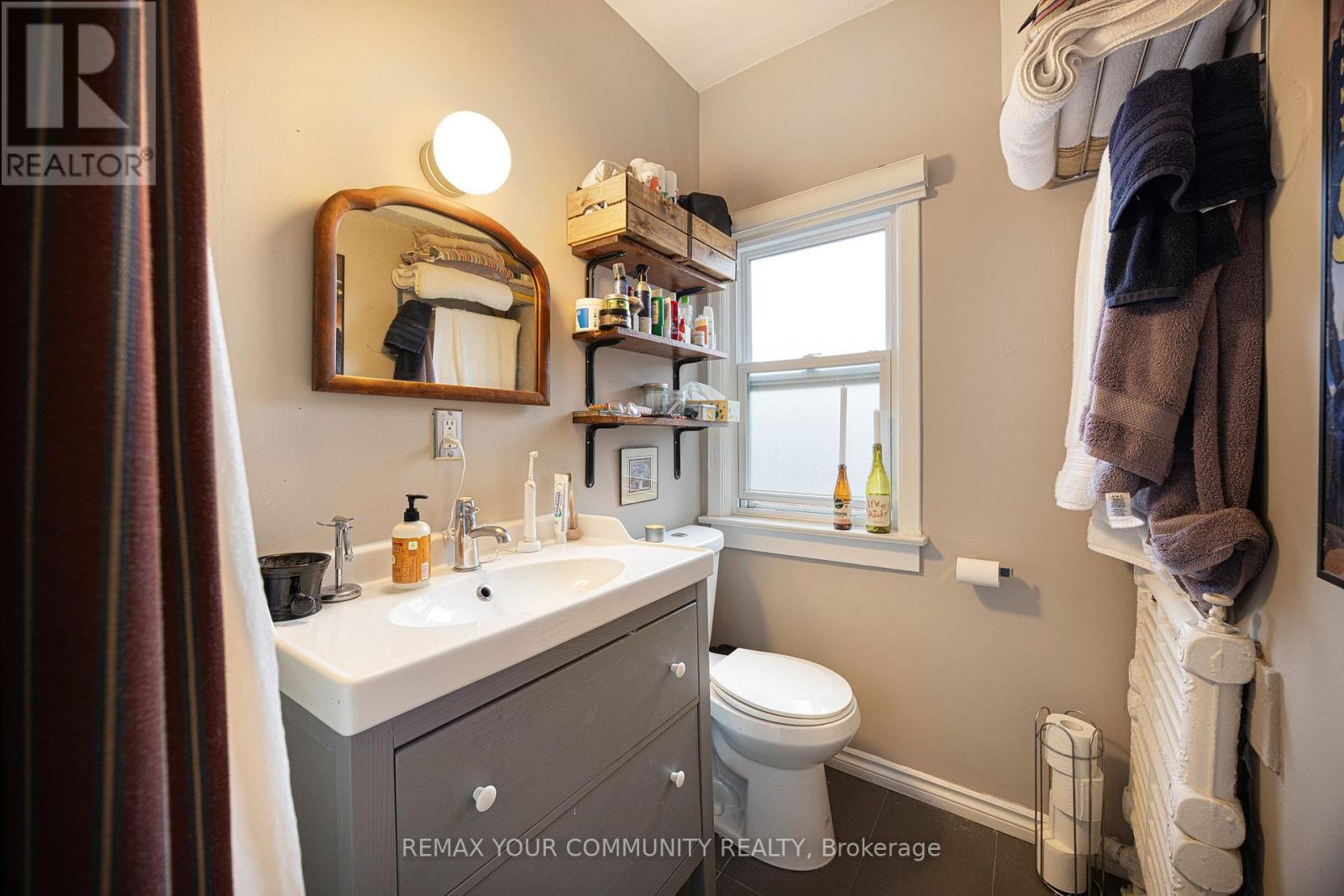 151 Roncesvalles Avenue, Toronto, Ontario  M6R 2L3 - Photo 17 - W14087314