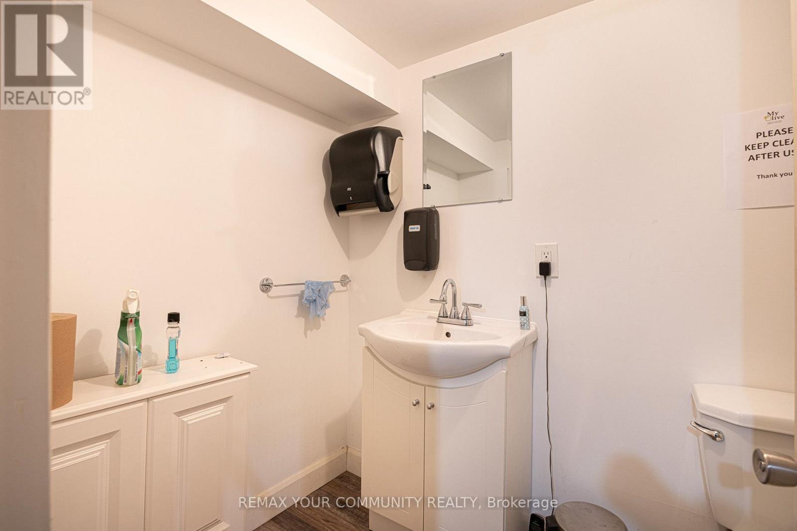 151 Roncesvalles Avenue, Toronto, Ontario  M6R 2L3 - Photo 28 - W14087314