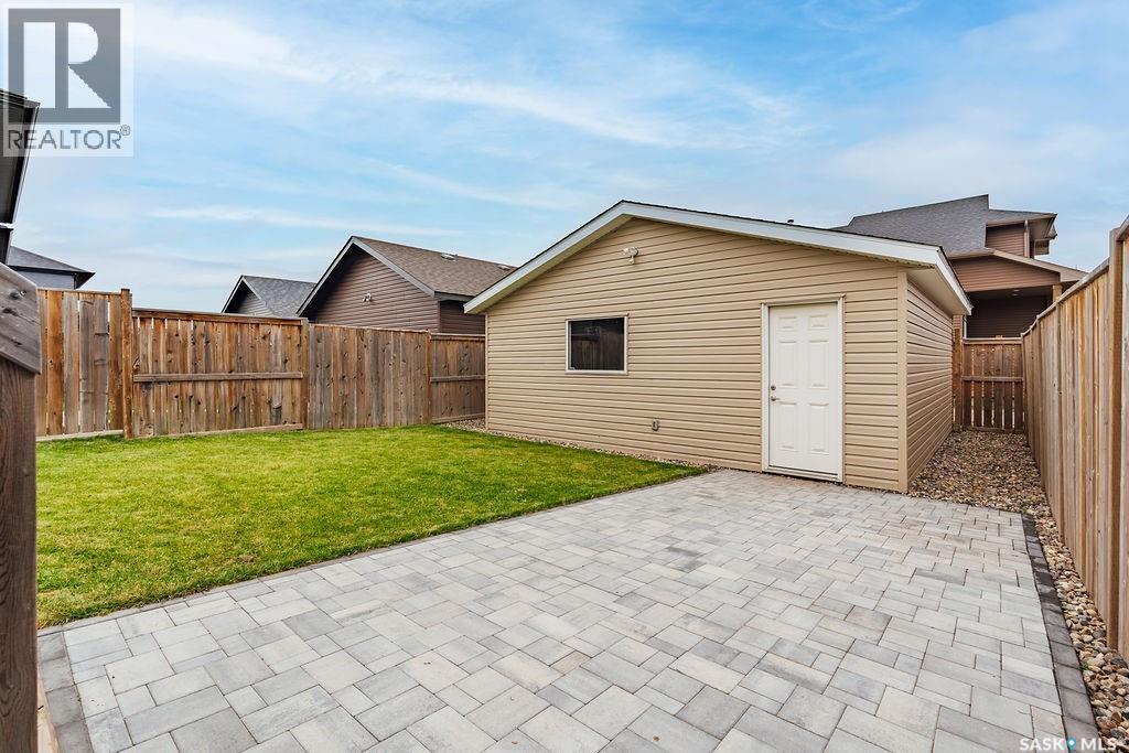 406 Boykowich Street, Saskatoon, Saskatchewan  S7W 0S4 - Photo 38 - SK051296
