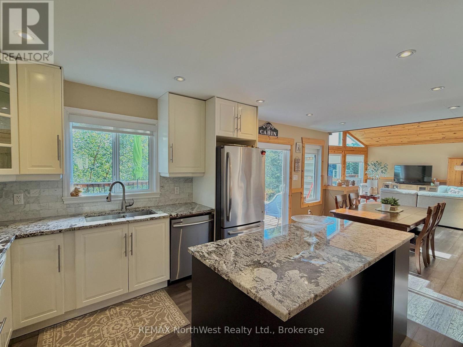21 Crystal Street S, Kenora, Ontario  P0X 1C0 - Photo 11 - X13801832