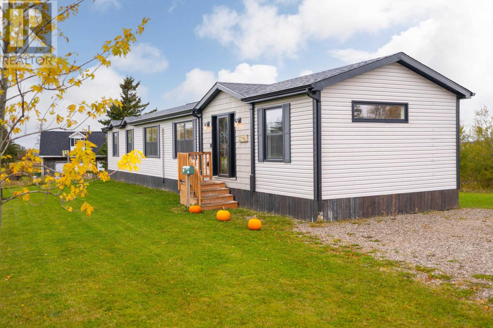 2216 Dromore Road, Pisquid, Prince Edward Island  C0A 1T0 - Photo 5 - 202626025