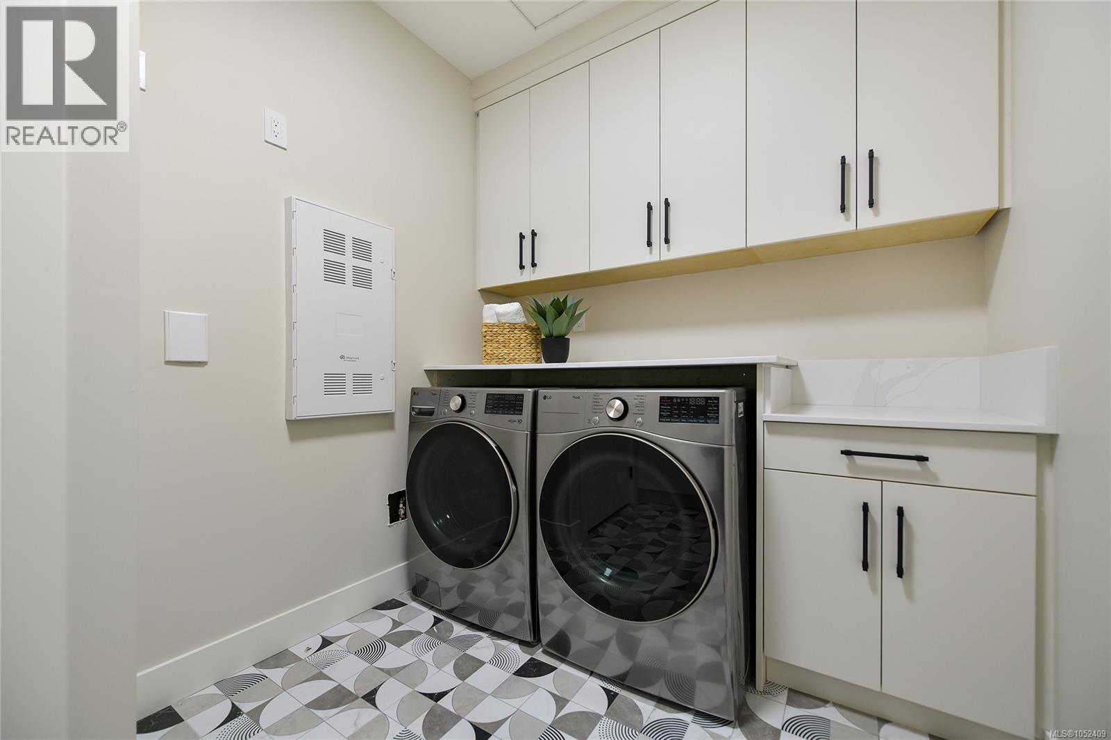 780 Plover Crt
