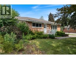 25 WAYNE Drive, Brantford, Ontario