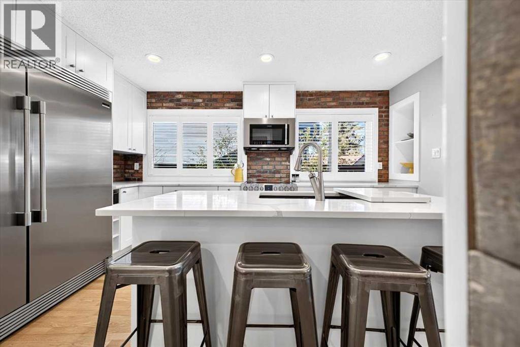 36 Lake Lucerne Close SE
