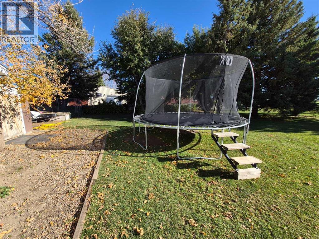 174026 Township Road 94