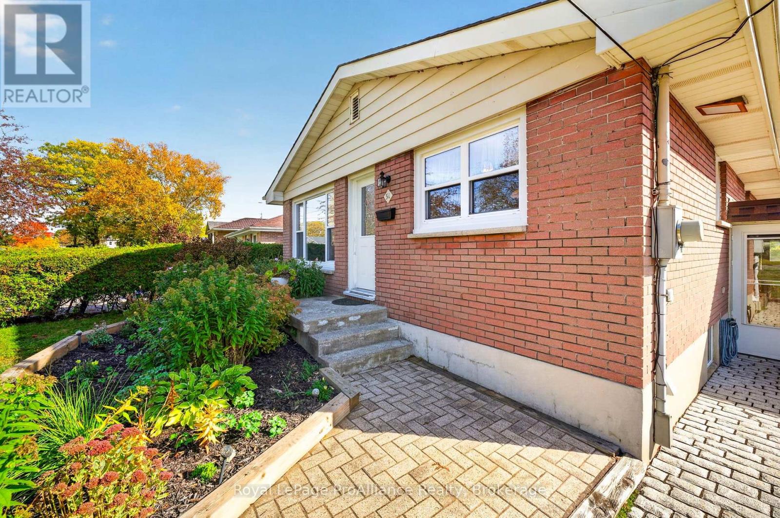 51 Craig Street, Belleville, Ontario  K8P 2J9 - Photo 3 - X14087632