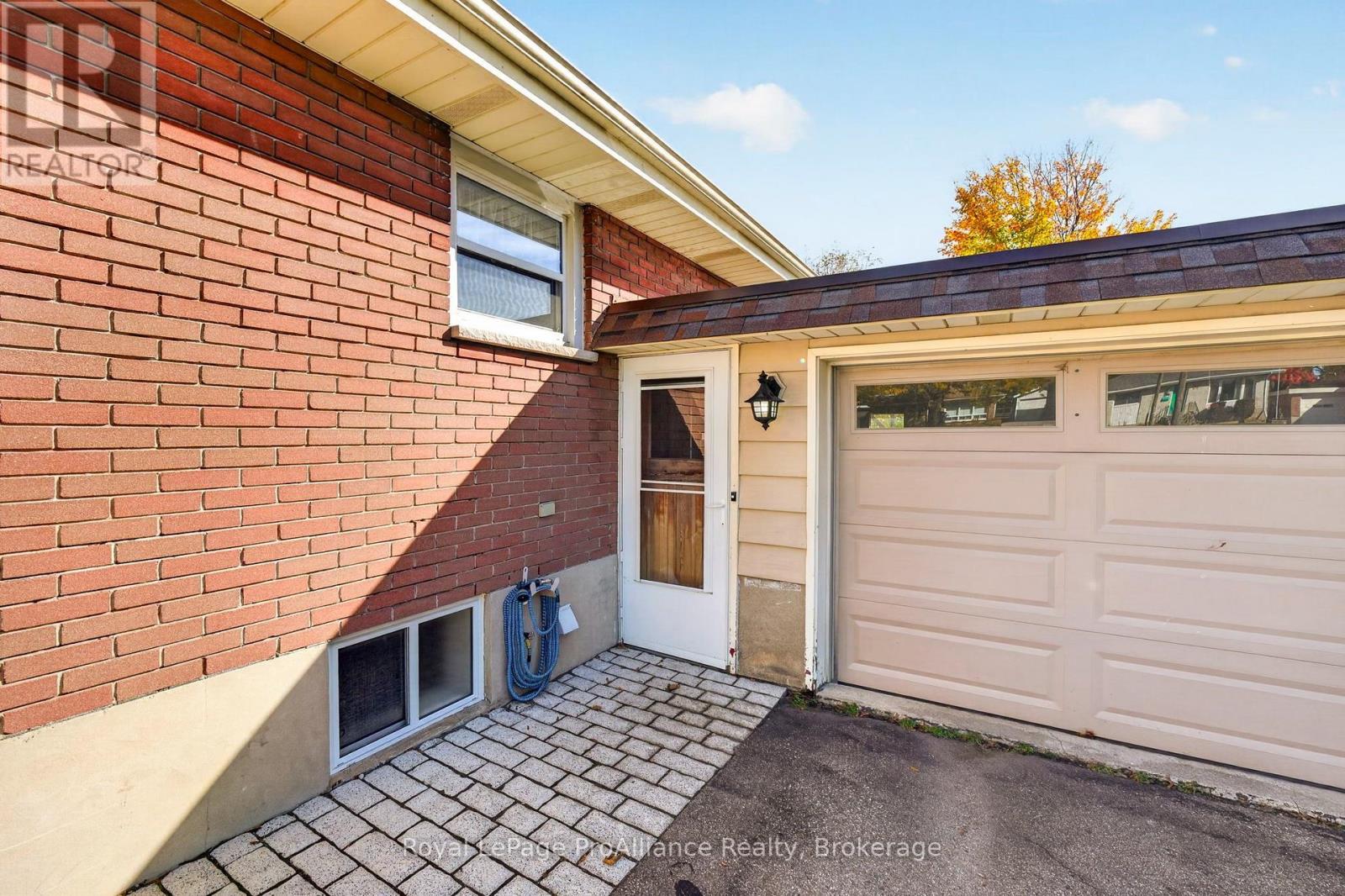 51 Craig Street, Belleville, Ontario  K8P 2J9 - Photo 4 - X14087632