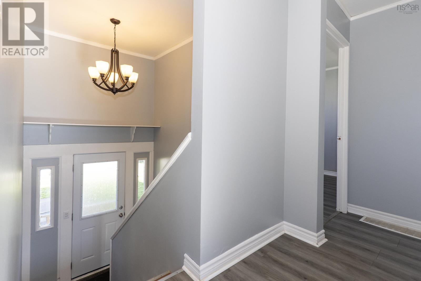 20 Dickey Street, Amherst, Nova Scotia  B4H 2H9 - Photo 13 - 202625740