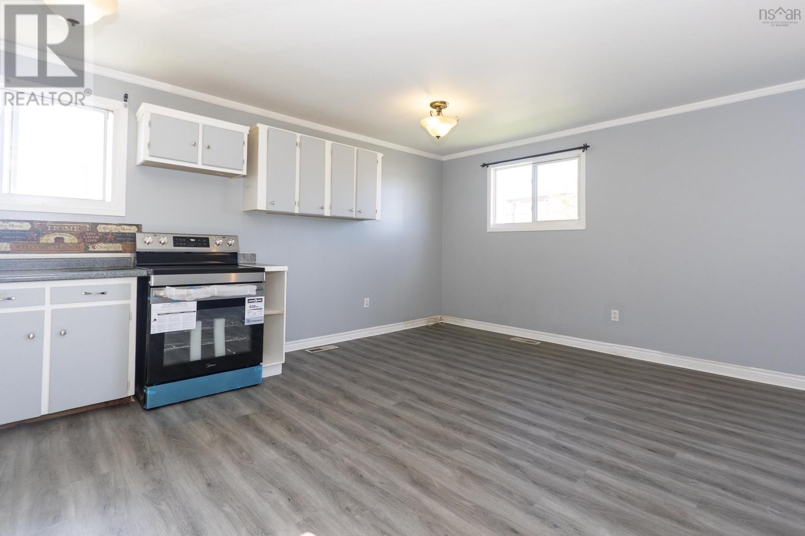 20 Dickey Street, Amherst, Nova Scotia  B4H 2H9 - Photo 14 - 202625740