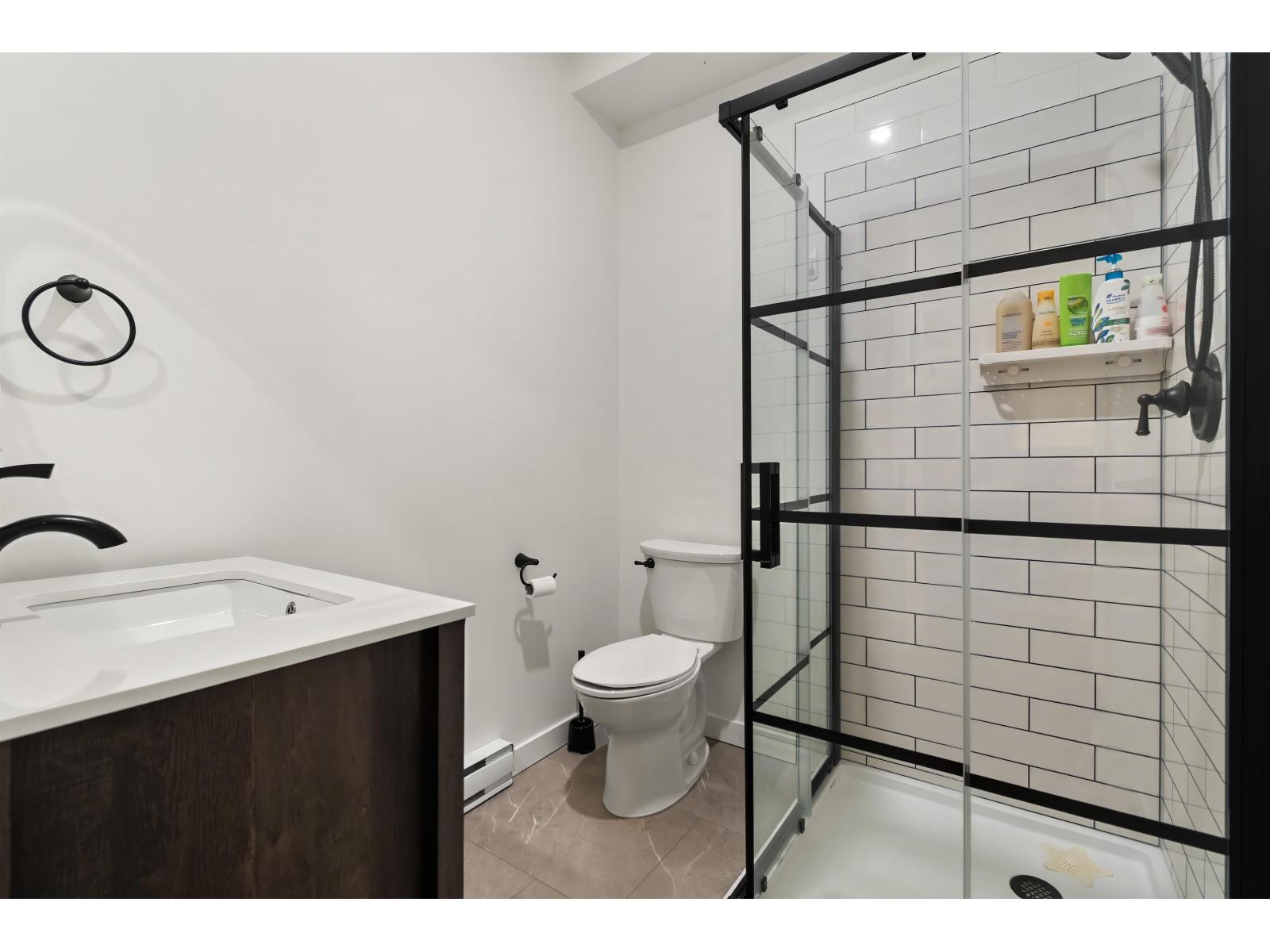 41 45290 SOOWAHLIE CRESCENT|Garrison Crossing