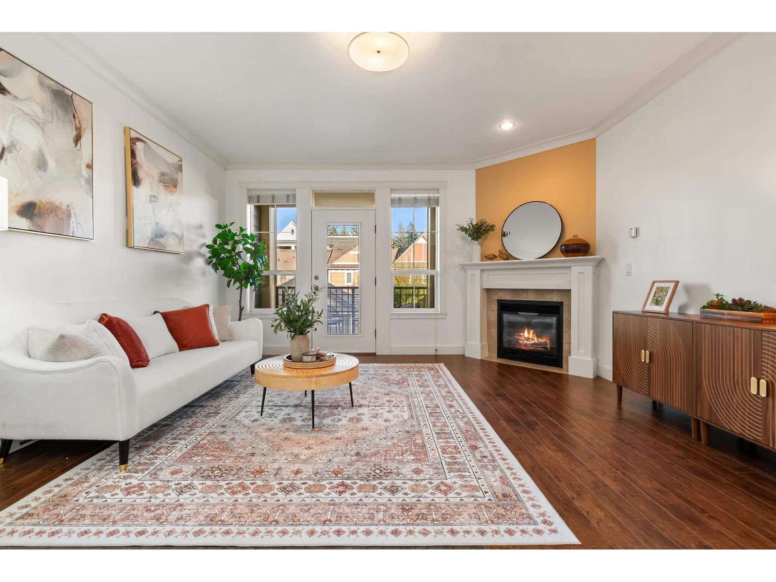 41 45290 SOOWAHLIE CRESCENT|Garrison Crossing