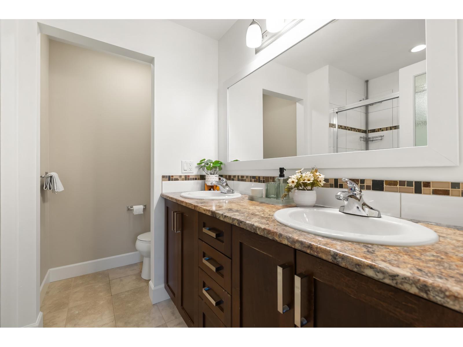 41 45290 SOOWAHLIE CRESCENT|Garrison Crossing