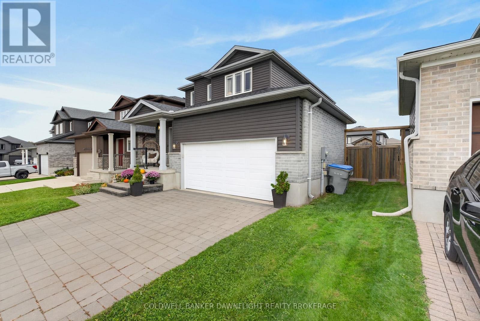 376 Beech Street, Lucan Biddulph, Ontario  N0M 2J0 - Photo 3 - X14087572