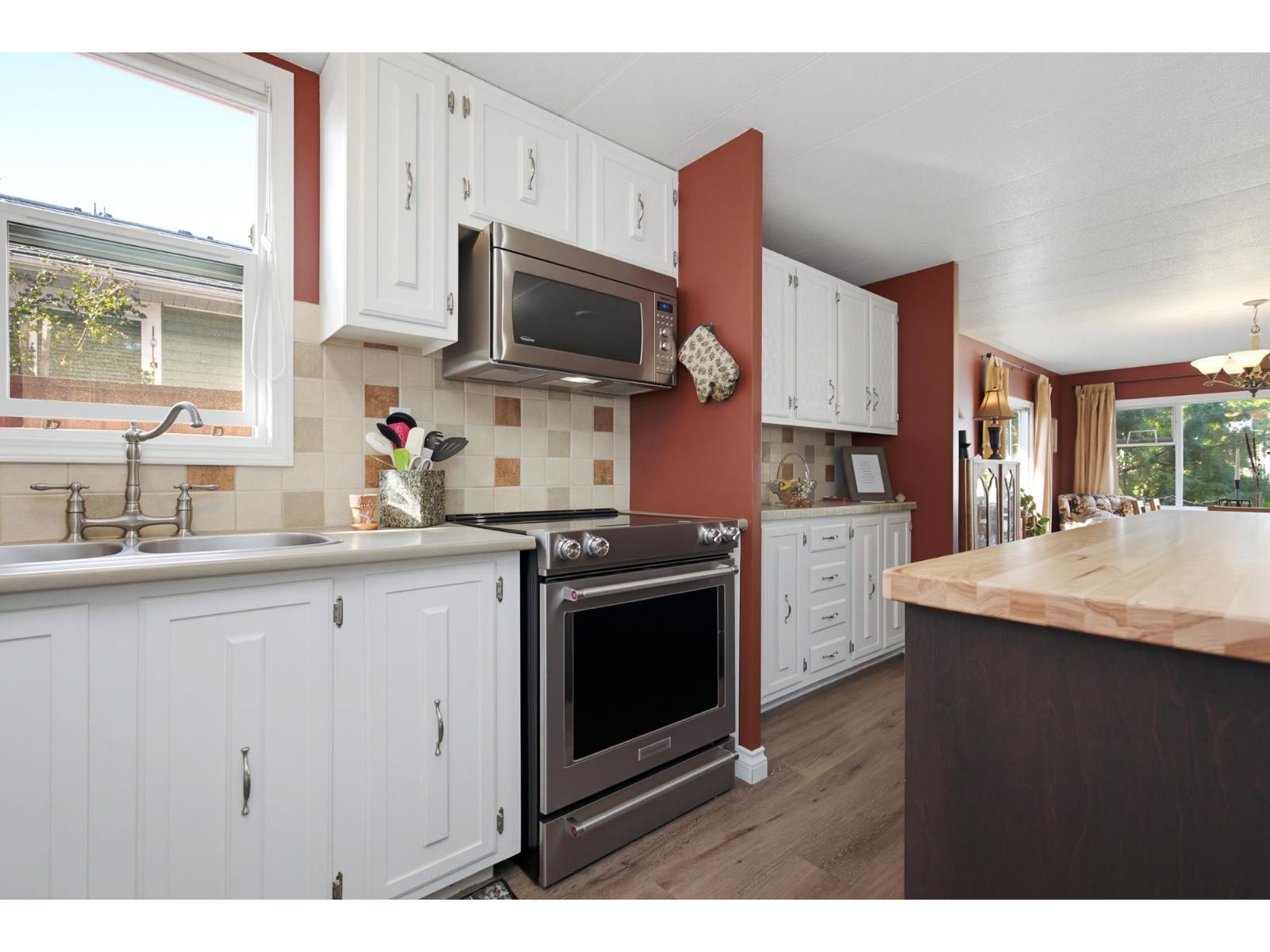 31590 Oakridge Crescent, Abbotsford, British Columbia  V2T 6A6 - Photo 5 - R3175497