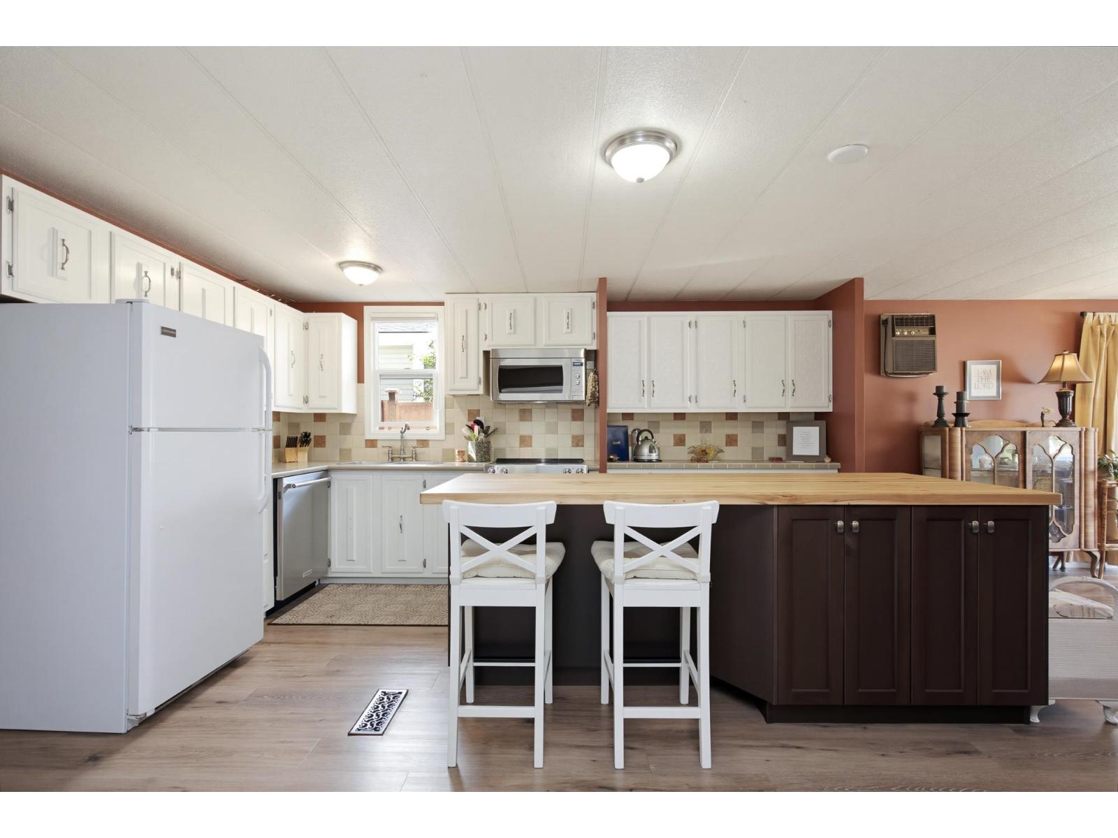 31590 Oakridge Crescent, Abbotsford, British Columbia  V2T 6A6 - Photo 3 - R3175497