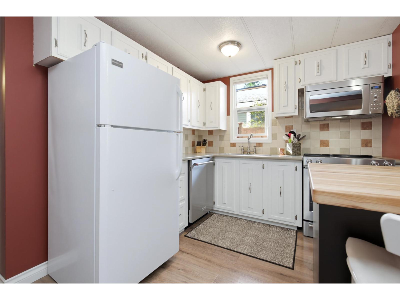 31590 Oakridge Crescent, Abbotsford, British Columbia  V2T 6A6 - Photo 4 - R3175497