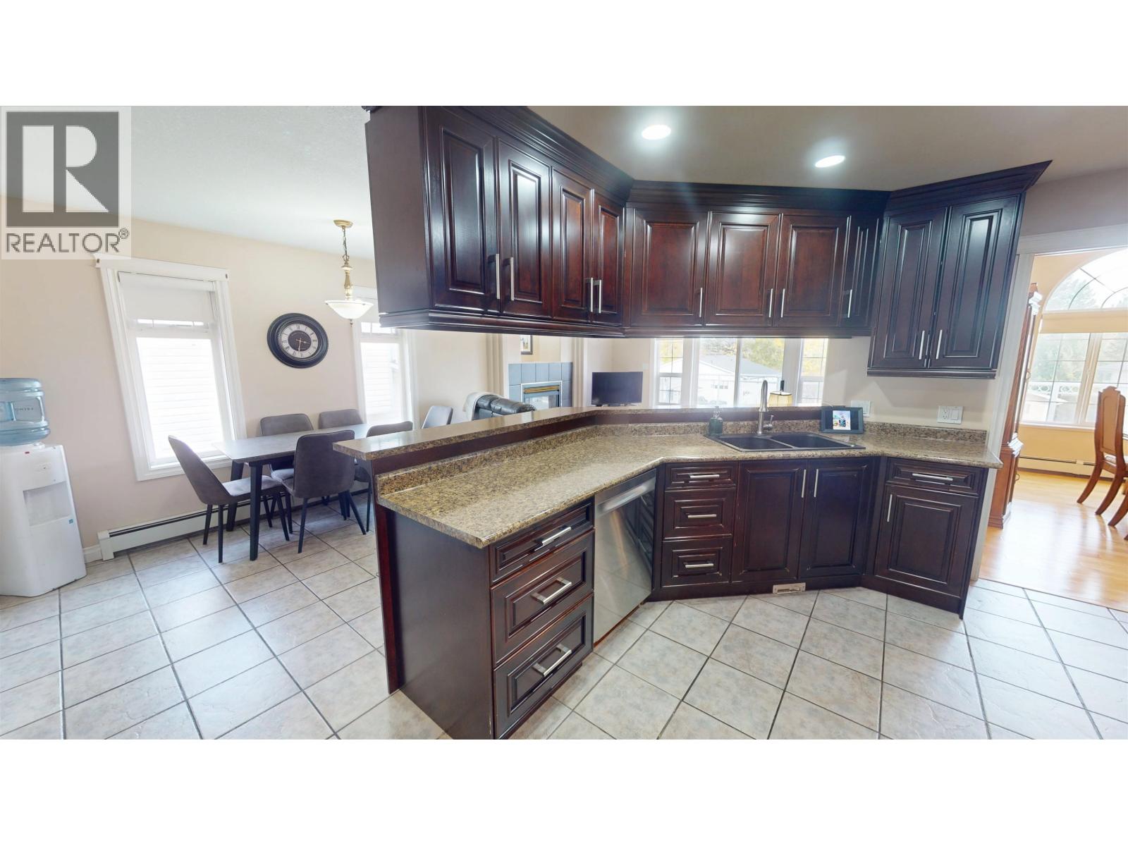 261 Blair Street, Quesnel, British Columbia  V2J 5G7 - Photo 5 - R3176102